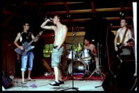 Bārā „Rocabilly" uzstāsies grupas „Swarky" un „Black Apple Market"