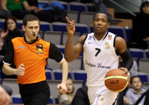 „Liepājas Lauvas" pagarinājumā revanšējas Viļņas „Perlas" komandai