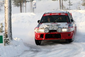 Latvijas ekipāža startēs Lapzemes rallijā aiz Polārā loka