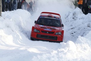 Rallijā "Sarma 2011" cīņa par uzvaru "Skandi rallija komandai" izpaliek