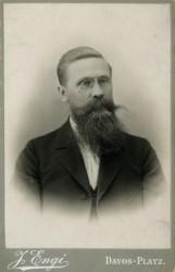 Turpinās lekciju cikls "Piektdien piecos"