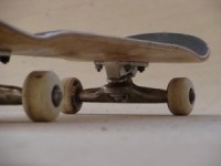 Jaunais VEF iekštelpu skeitparks sola Kaliforniju ziemā