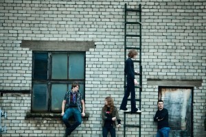 Uz grupas "Laime Pilnīga" albuma prezentācijas koncertu dosies...