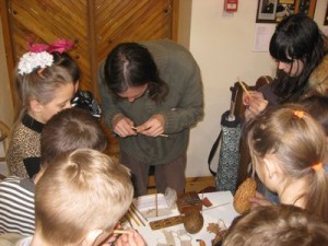 Noslēgusies "Tradicionālo prasmju skola 2011" Latgalē