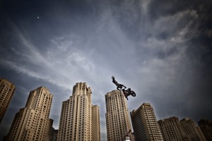 Red Bull X-Fighters jaunā sezona startē LTV7