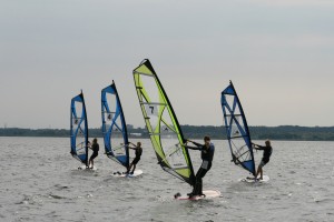 Rīgas un Liepājas vindsērfinga skolas apvieno spēkus
