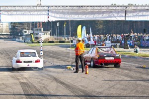 Foto: Dragreisa sezonu atklāj „Eparts.lv Drag Meeting 2011" Biķerniekos