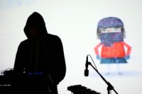 Arms and Sleepers koncertē kinoteātrī K Suns