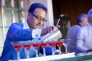 Latvijas bārmeņi mācās pie viena no pasaulē labākajiem bārmeņiem – Salvatores Kalabreses