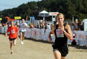 BalticMiles skriešanas pusmaratonā uzvaru svin Oļegs Babčins un Dace Lina