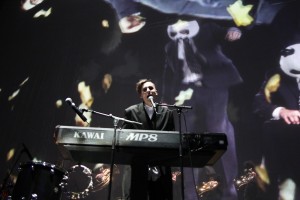 Instrumenti triumfē Arēnā Rīga