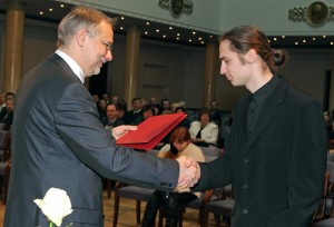 Pasniegtas Latvijas Universitātes gada balvas