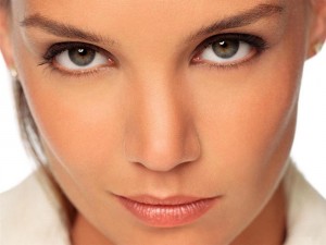 Latvijā sievietes visbiežāk saņem komplimentus par izskatu