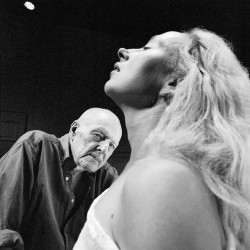 DVD izdota dokumentālā filma par O. Kroderu - "Piektais Hamlets"