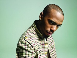 Festivāla „Pestivals" mākslinieki pieprasa picu no ASV, ekskluzīvus auto un dinozauru