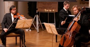 AKE trio jubilejās sveiks Plakidi un Haidnu