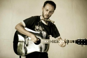 Baltkrievu bards koncertā Rīgā izdziedās Jaunsudrabiņa dzeju