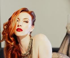 Rīgā koncertēs Deivida Linča mūza Krista Bella