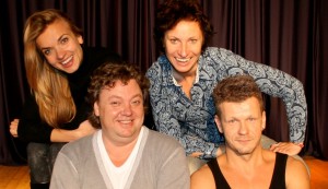 „Hamletā" top izrāde „Ideālie dēmoni"