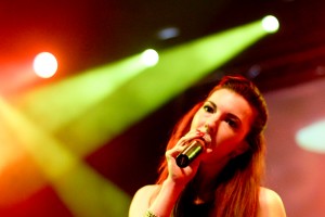 Foto: Krista Bella koncertē Rīgā