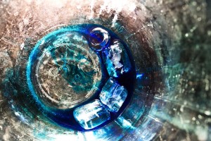 Ģertrūdes ielas teātrī top dejas izrāde "3/4 ūdens"