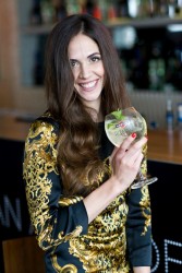 Martini Royale kastingā uzvar spāniete