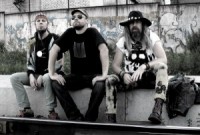 "Pulkvedim neviens neraksta..." svin 17 gadu dzimšanas dienu