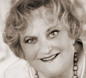 89 gadu vecumā mūžībā aizgājusi izcilā aktrise Velta Līne