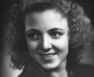 Mūžībā aizgājusi aktrise Rasma Roga