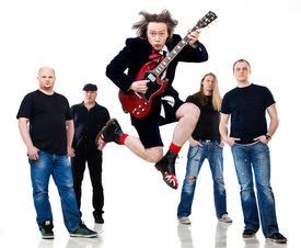 Latvijā koncertēs AC/DC līdzinieki