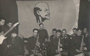 Aicina uz tikšanos ar leģendāro karavīru ansambli Zvaigznīte