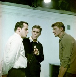 Kinooperators Miks Zvirbulis Kino muzejam dāvina unikālas latviešu kino liecības