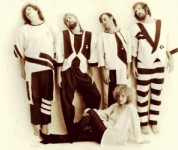 Leģendārā rokgrupa „Sīpoli" koncertēs Palladium