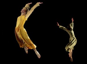 Indras Reinholdes kamerbalets aicina uz modernā baleta viencēlienu vakaru