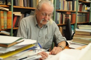 Raidījumā „Zinātnes vārdā" viesosies poliglots un īpašvārdu pētnieks Ojārs Bušs