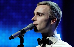 Dons piedāvā jaunu dziesmu "Māsa upe"