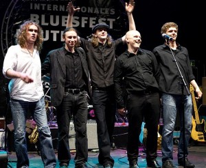 „Latvian Blues Band" dziesma iekļūst starptautiska konkursa pusfinālā