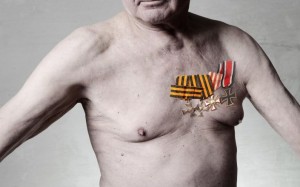 Mihails Gruzdovs Nacionālajā teātrī iestudē "Piemiņas dienu"