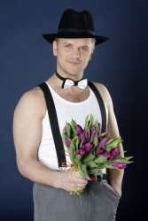 Lauris Dzelzītis ideālo līgavu meklēs Liepājā