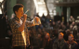 Dzejas slams Totaldobže mākslas centrā