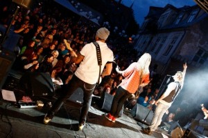 „Fonoklubs” piedāvā brīvdabas skatuvi