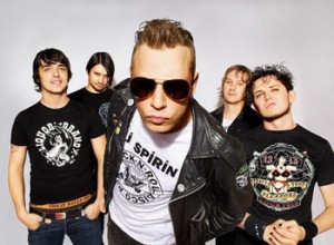 Krievijas pankroka grupa Tarakany! atgriežas Nabaklab