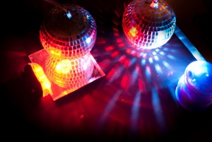 11.novembra krastmalā atkal notiks Jaunā viļņa diskotēka; slēgs satiksmi