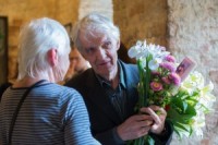 Foto: Imants Vecozols atklāj personālizstādi „Dažādi gadi divos stāvos”