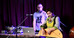 Biruta Ozoliņa un DJ Monsta koncertēs Rīgas Domā