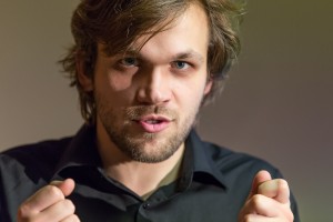 Tuvojas pirmizrāde iestudējumam „Nē Minskai 2014?”