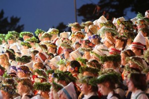 Jāņa Cimzes 200. jubilejas ieskaņā izsludināts latviešu tautasdziesmu apdaru konkurss