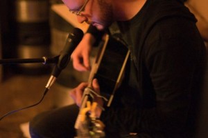 Rīgā uzstāsies britu dziesminieks Lost Harbours