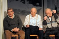 Izziņo Vīnes Burgteātra un Alvja Hermaņa izrādes „Tēvi” papildizrādi