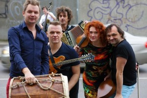 Dzelzs Vilka Jauno Jāņu Orķestrim divi albuma atklāšanas koncerti Siguldā